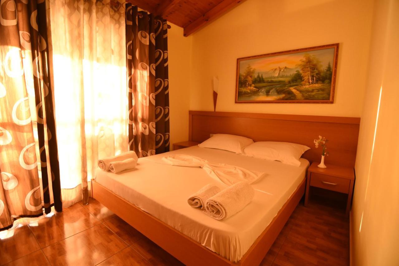 Hotel Ramosaco, Radhime, Vlore المظهر الخارجي الصورة