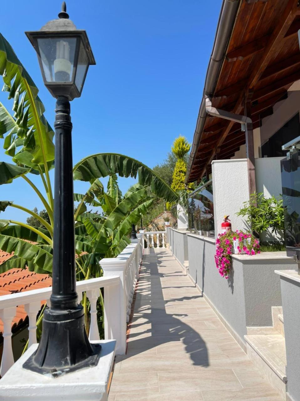 Hotel Ramosaco, Radhime, Vlore المظهر الخارجي الصورة