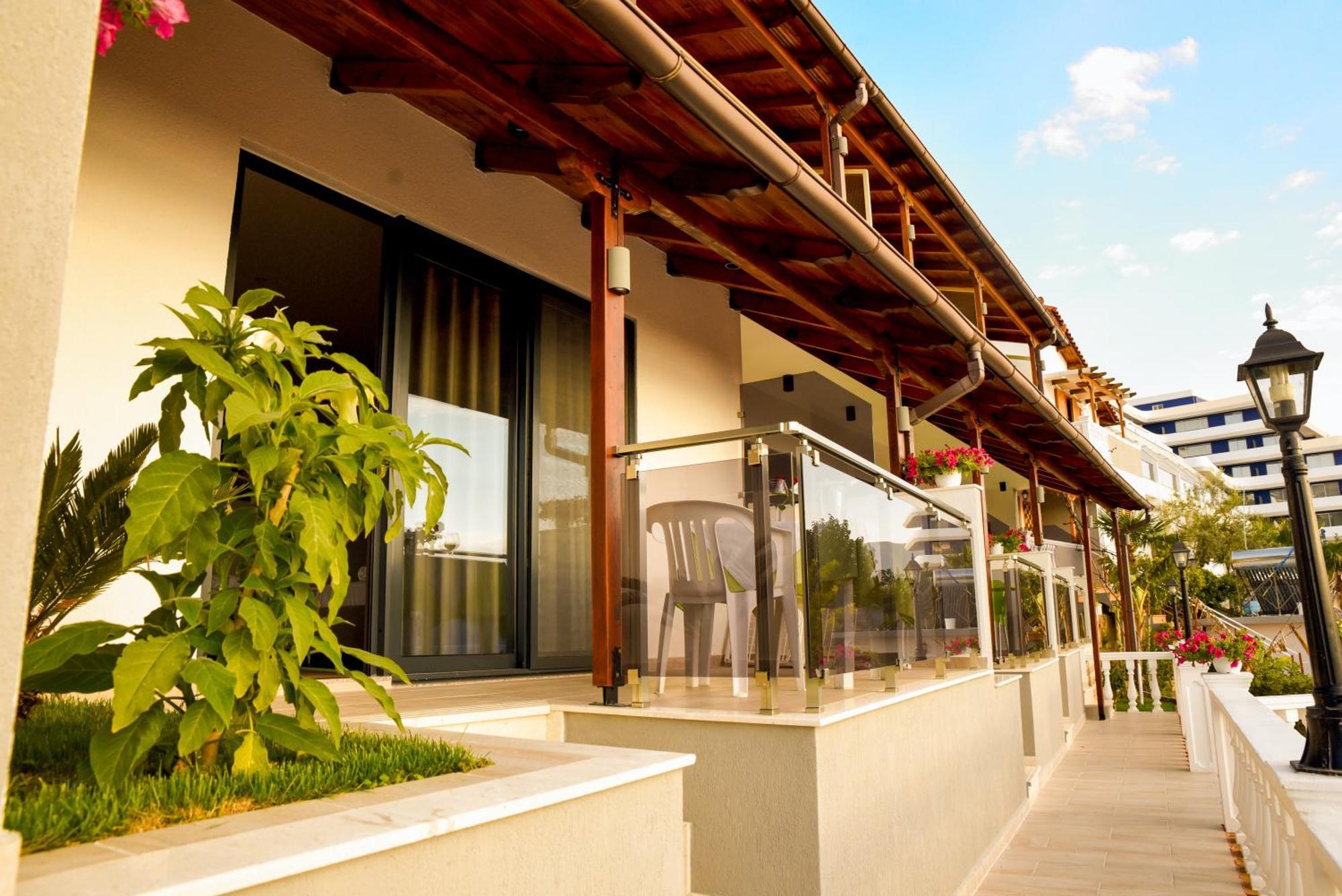 Hotel Ramosaco, Radhime, Vlore المظهر الخارجي الصورة