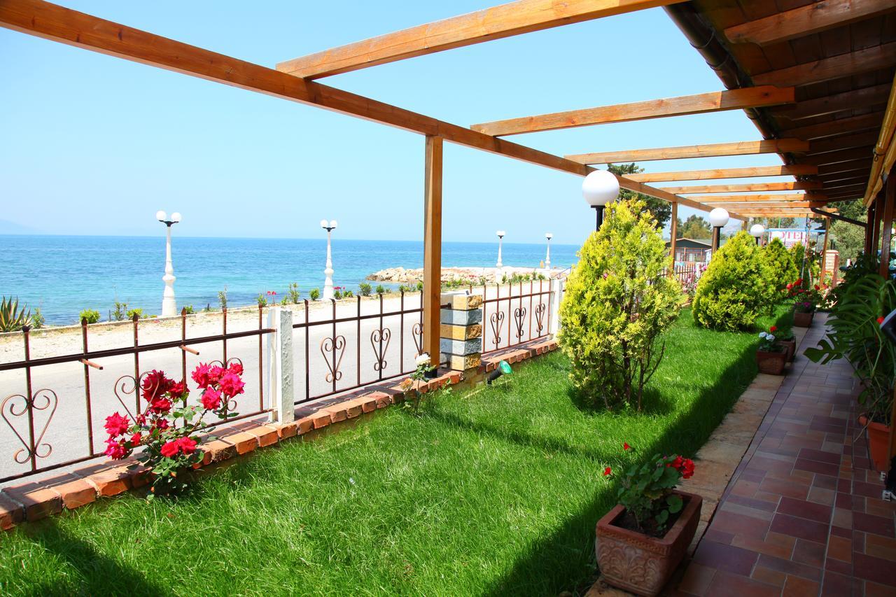 Hotel Ramosaco, Radhime, Vlore المظهر الخارجي الصورة